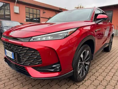 Nuova MG HS Comfort 170 CV (125 kW) 2025 Bordeaux SUV