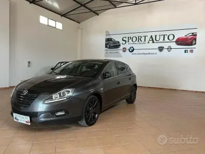 Usata Lancia Delta S 190 CV (139 kW) 2013 Grigio Utilitaria