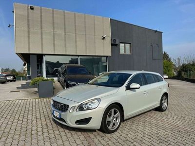 usata Volvo V60 V601.6 d2 (drive) Momentum