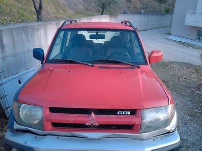 Usata Mitsubishi Pajero 2002 Rosso SUV