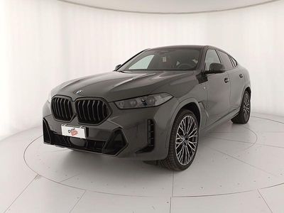 Begagnad BMW X6 M Sport 2024 Svart SUV