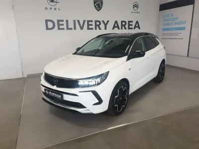 Usata Opel Grandland X Ultimate 131 CV (96 kW) 2022 Bianco SUV