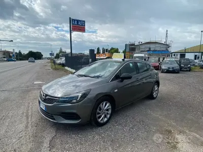 Usata Opel Astra Business Elegance 131 CV (96 kW) 2021 Grigio Berlina