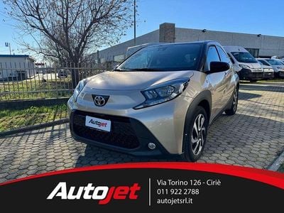 Oro Usata 2023 Toyota Aygo X Trend SUV | 14.989 € (Buon prezzo)