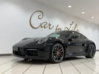Usata Porsche 992 450 CV (330 kW) 2021 Nero Coupé