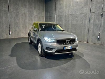 Usata Volvo XC40 Business Edition 190 CV (139 kW) 2020 Grigio SUV