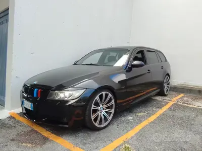 Begagnad BMW 320 M Sport 163 HK (119 kW) 2006 Svart Kombi