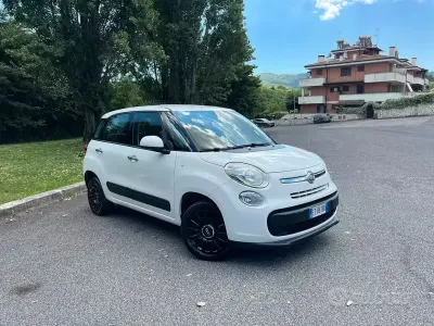 Usata Fiat 500L Lounge 80 CV (58 kW) 2013 Bianco Monovolume
