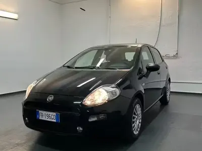 Usata Fiat Punto 95 CV (69 kW) 2018 Nero Utilitaria