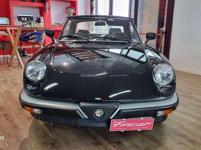 Usata Alfa Romeo Spider 101 CV (74 kW) 1986 Nero Cabrio