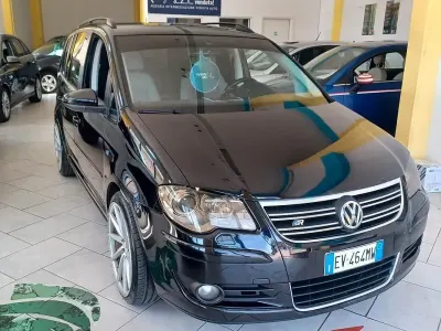 Usata VW Touran 140 CV (102 kW) 2008 Nero Monovolume