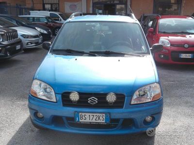 Usata Suzuki Ignis GL 83 CV (61 kW) 2002 Blu Utilitaria