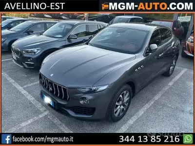 Usata Maserati Levante 250 CV (183 kW) 2017 Grigio SUV