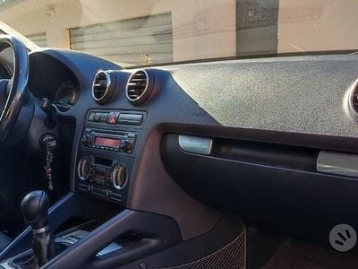 Usata Audi A3 102 CV (75 kW) 2005 Blu Berlina