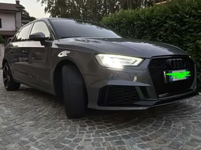 Usata Audi A3 Design 116 CV (85 kW) 2017 Grigio Berlina