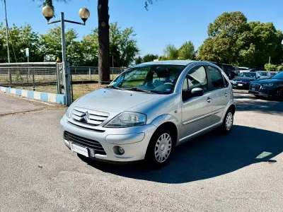 Begagnad Citroën C3 Exclusive 60 HK (44 kW) 2008 Grå Sedan