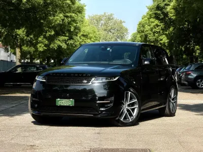 Usata Land Rover Range Rover Sport HSE Dynamic 249 CV (183 kW) 2023 Santorini black SUV