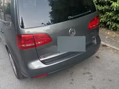 Usata VW Touran 105 CV (77 kW) 2011 Grigio Monovolume