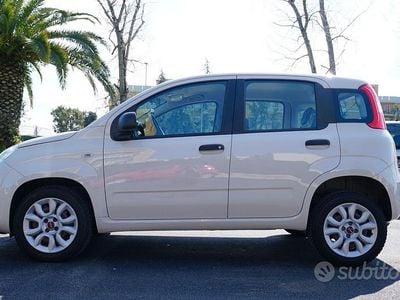 Usata Fiat Panda Easy 86 CV (63 kW) 2015 Beige Utilitaria