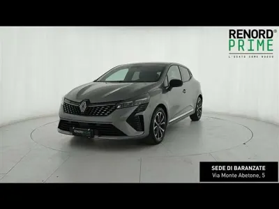Usata Renault Clio V Techno 91 CV (66 kW) 2025 Grigio scuro Berlina