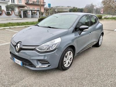 Usata Renault Clio IV 76 CV (55 kW) 2019 Grigio Berlina