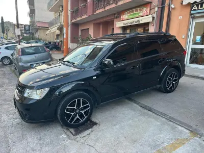 Usata Fiat Freemont 170 CV (125 kW) 2011 Nero SUV