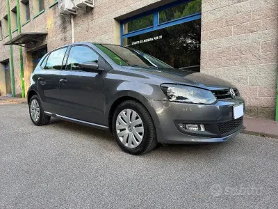 Usata VW Polo Comfortline 75 CV (55 kW) 2011 Grigio Utilitaria