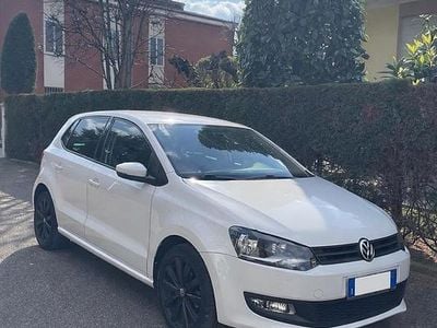 Usata VW Polo R-line 90 CV (66 kW) 2013 Bianco Utilitaria