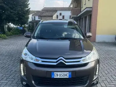 Usata Citroën C4 Aircross 150 CV (110 kW) 2012 Marrone SUV