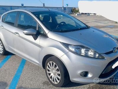Usata Ford Fiesta 82 CV (60 kW) 2012 Utilitaria