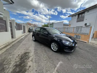 Usata VW Golf VII 90 CV (66 kW) 2015 Nero Utilitaria