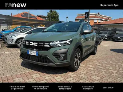 Usata Dacia Sandero Expression 91 CV (66 kW) 2023 Verde scuro Berlina