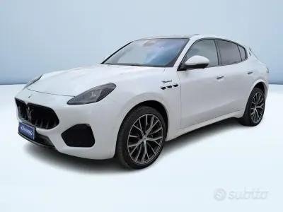 Usata Maserati Levante 330 CV (242 kW) 2023 Bianco SUV