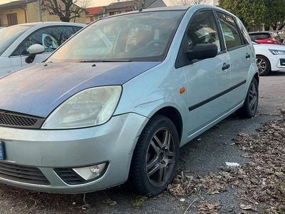 Usata Ford Fiesta 2003 Blu Utilitaria