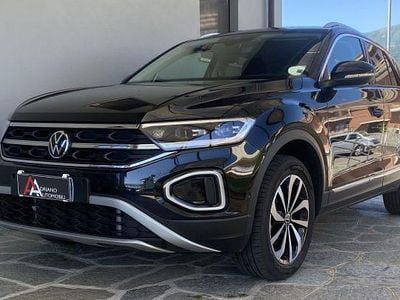 Usata VW T-Roc Style 150 CV (110 kW) 2024 Nero SUV