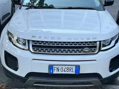 Usata Land Rover Range Rover evoque HSE 150 CV (110 kW) 2018 Bianco SUV