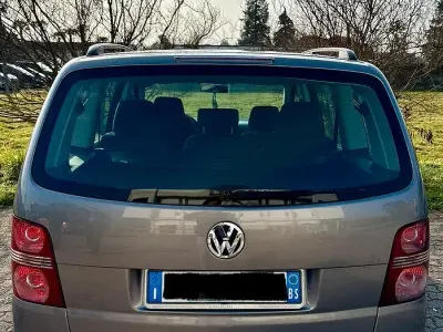 Usata VW Touran 101 CV (74 kW) 2008 Grigio Monovolume