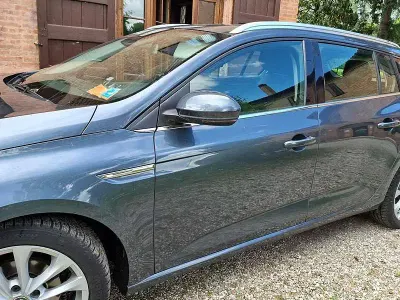 Usata Renault Mégane IV 116 CV (85 kW) 2019 Grigio Station wagon