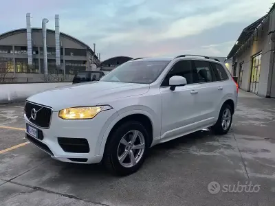 Käytetty Volvo XC90 Business Edition 190 HP (139 kW) 2016 Valkoinen Katumaasturi