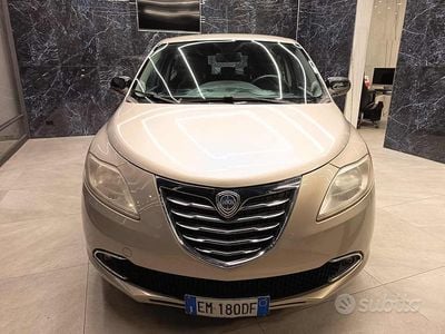 Usata Lancia Ypsilon S 95 CV (69 kW) 2012 Grigio Utilitaria