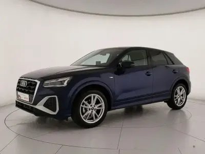 Usata Audi Q2 S-Line 150 CV (110 kW) 2025 Blu navarra metallizzato SUV