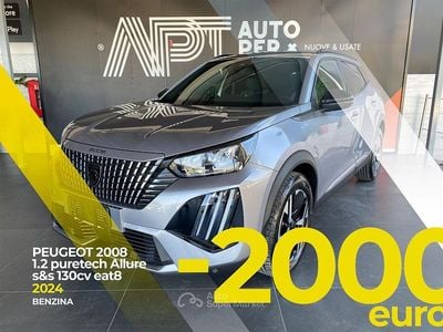 Usata Peugeot 2008 Allure 131 CV (96 kW) 2024 Argento SUV