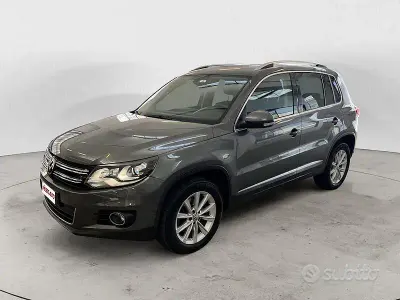 Usata VW Tiguan 150 CV (110 kW) 2015 Grigio SUV