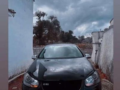 Usata VW Golf V Sportline 105 CV (77 kW) 2007 Berlina