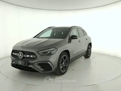 Nouvelle Mercedes GLA200 150 ch (110 kW) 2026 Gris SUV
