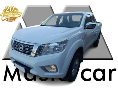 Usata Nissan Navara Acenta 163 CV (119 kW) 2016 Bianco Pick-up
