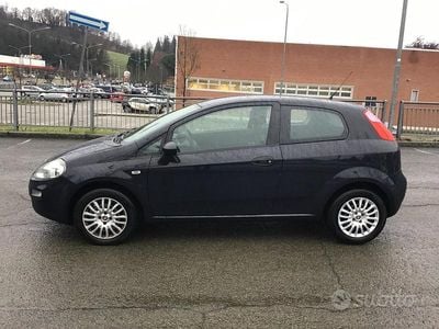 Brugt Fiat Punto Young 78 HK (57 kW) 2015 Blå Sedan