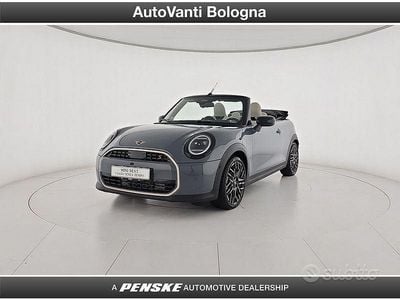 Grigio Usata 2024 Mini Cooper Cabriolet Favoured Cabrio | 35.980 € (Buon prezzo)