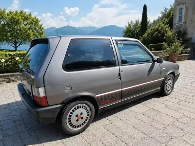 Usata Fiat Uno 105 CV (77 kW) 1987 Grigio Utilitaria