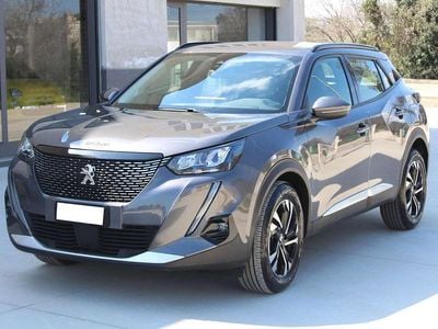Usata Peugeot 2008 GT-line 102 CV (75 kW) 2020 Grigio SUV